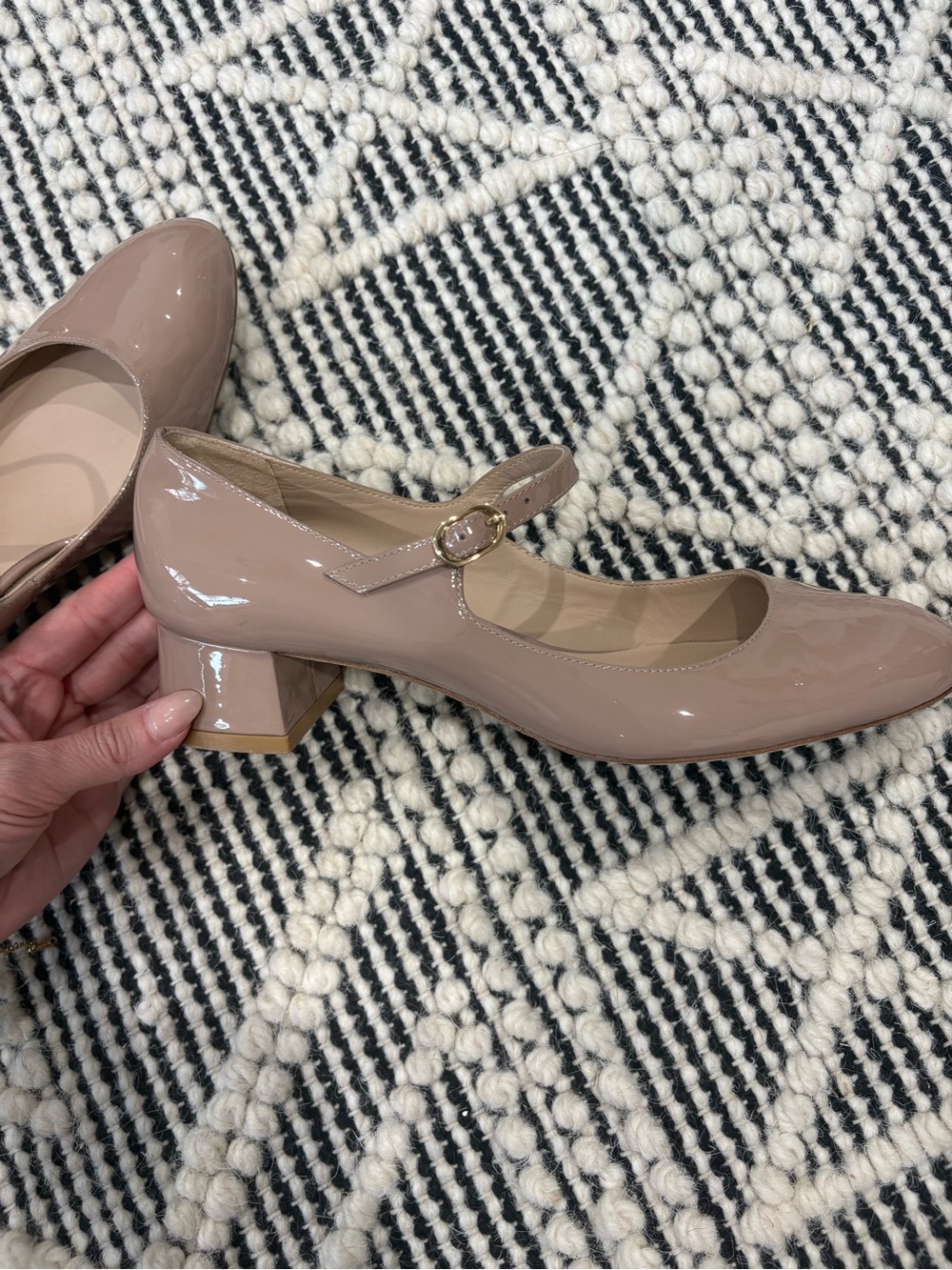 Stuart Weitzman Nude Patent Leather Mary Jane Block Heel Pumps Size 7.5